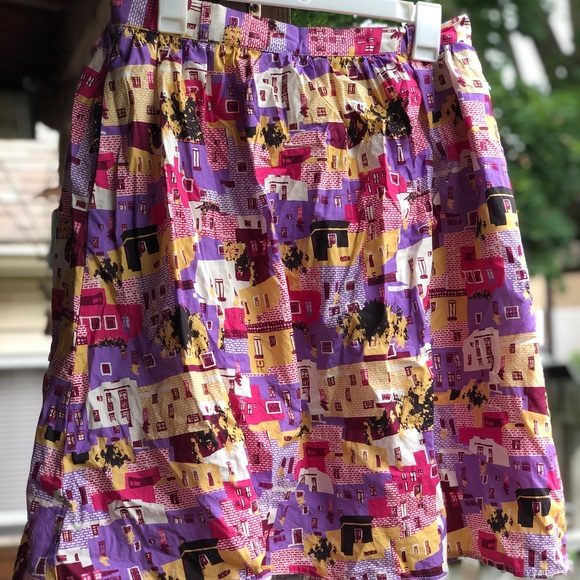 ModCloth Cities Skirt Size L - Picture 2 of 5